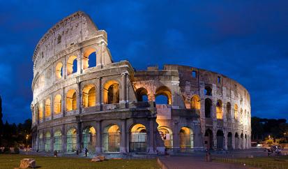 O Coliseu, Roma, Itália. Primeiro século CE. Foto de David Iliff.